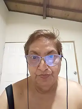 florecita69 online show from November 14, 2:10 pm