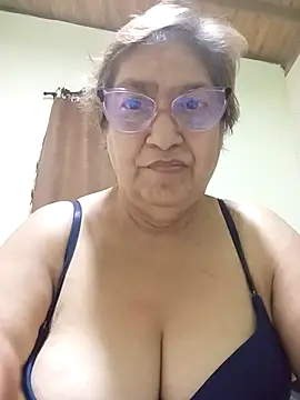 florecita69 online show from April 24, 2:24 am