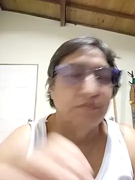 florecita69 online show from October 9, 2:01 am
