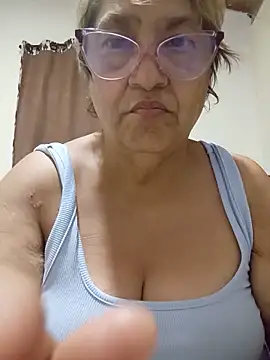 florecita69 online show from May 26, 3:37 am