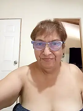 florecita69 online show from December 4, 2:38 pm