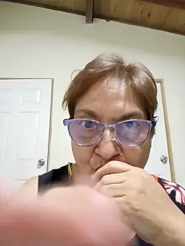 florecita69 online show from December 2, 2:56 am