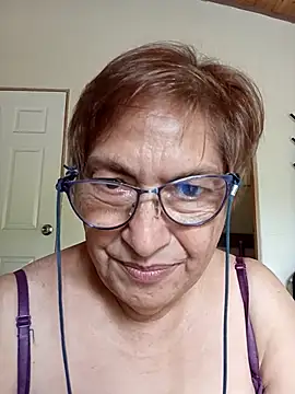 florecita69 online show from December 19, 3:14 pm