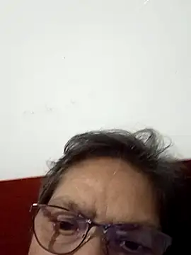 florecita69 online show from December 12, 3:10 am