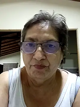 florecita69 online show from March 21, 2:18 am