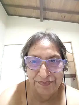 florecita69 online show from November 6, 3:38 pm