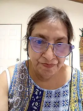 florecita69 online show from October 27, 2:18 pm