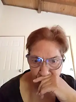 florecita69 online show from December 1, 2:29 pm