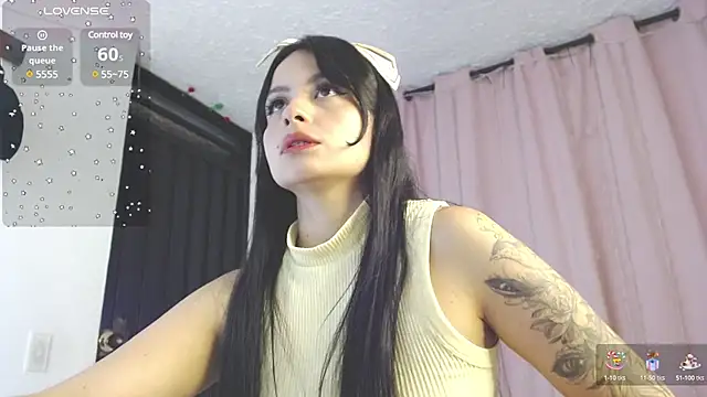 Snapshot of pamela_ chatting on March 13, 8:04 am pamela online show from March 13, 8:04 am