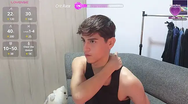 Snapshot of zackary_0 chatting on December 4, 8:06 am zackary 0 online show from December 4, 8:06 am