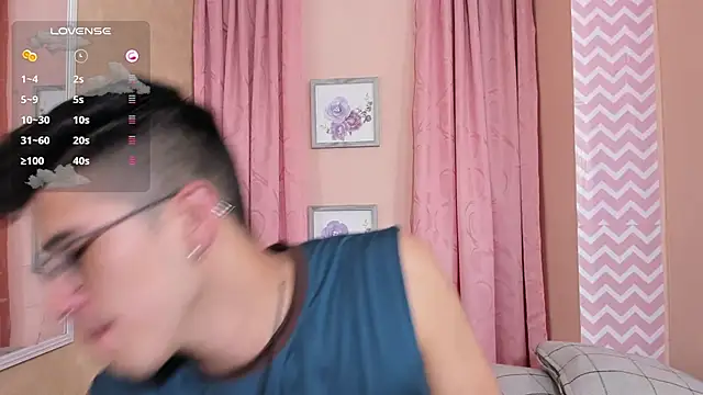 Ryan Clark  online show from December 11, 7:36 pm