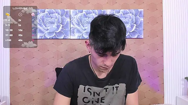 Ryan Clark  online show from December 1, 11:31 pm