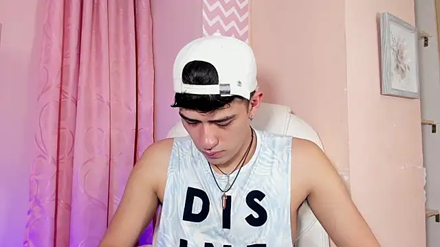 Ryan Clark  online show from January 14, 8:04 pm