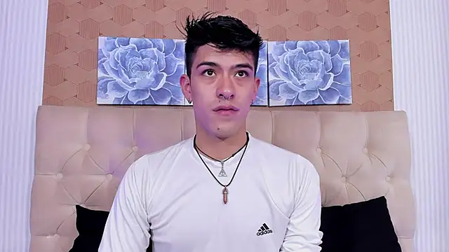 Ryan Clark  online show from December 27, 8:07 pm