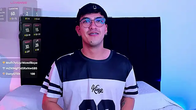 Ryan Clark  online show from March 27, 11:05 pm