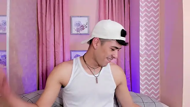 Ryan Clark  online show from December 24, 6:50 pm