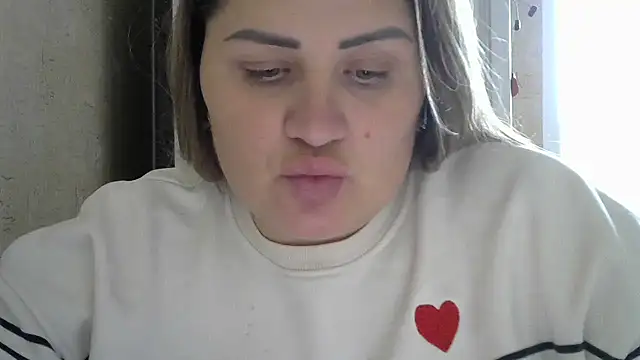 Snapshot of Honeydew-Waves chatting on October 6, 7:53 am Honeydew-Waves online show from October 6, 7:53 am