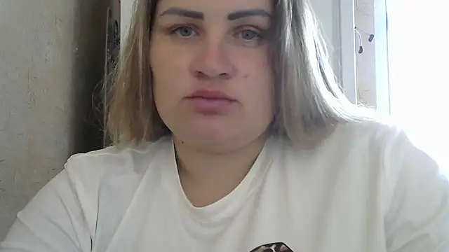 Snapshot of Honeydew-Waves chatting on September 15, 6:03 am Honeydew-Waves online show from September 15, 6:03 am