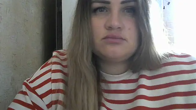 Snapshot of Honeydew-Waves chatting on November 11, 8:31 am Honeydew-Waves online show from November 11, 8:31 am