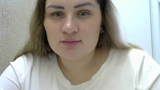 Snapshot of Honeydew-Waves chatting on November 27, 7:53 am Honeydew-Waves online show from November 27, 7:53 am