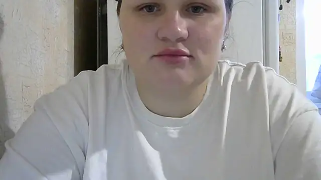 Snapshot of Honeydew-Waves chatting on November 13, 5:55 am Honeydew-Waves online show from November 13, 5:55 am