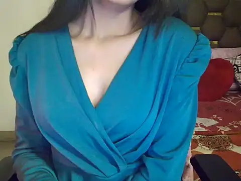 Snapshot of CUTE_princess_143 chatting on December 19, 3:03 pm CUTE princess 143 online show from December 19, 3:03 pm