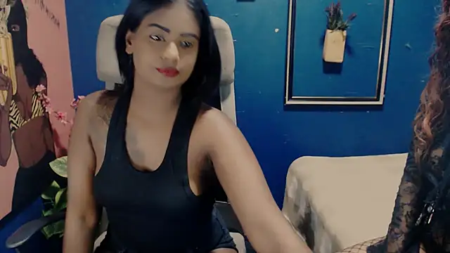 Snapshot of Littleindianmilf chatting on September 26, 8:54 am Littleindianmilf online show from September 26, 8:54 am