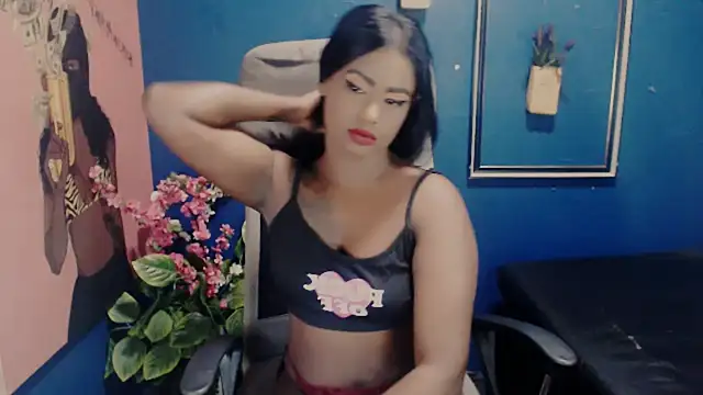 Snapshot of Littleindianmilf chatting on September 16, 10:16 am Littleindianmilf online show from September 16, 10:16 am