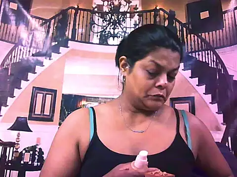 indianCherryPie online show from January 9, 6:09 am