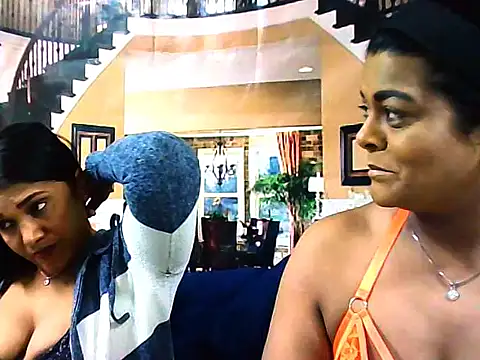 indianCherryPie online show from October 2, 5:33 am