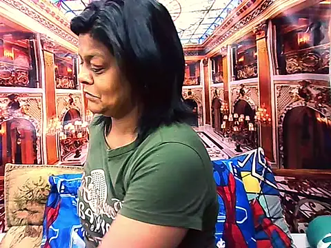 Snapshot of indianCherryPie chatting on November 9, 5:44 am indianCherryPie online show from November 9, 5:44 am