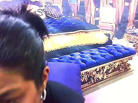 Snapshot of indianCherryPie chatting on November 2, 5:23 am indianCherryPie online show from November 2, 5:23 am