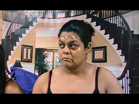 indianCherryPie online show from October 17, 5:44 am