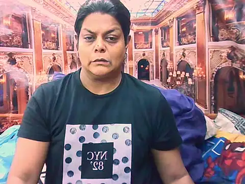 indianCherryPie online show from December 17, 5:34 am