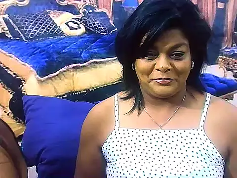 Snapshot of indianCherryPie chatting on November 13, 5:22 am indianCherryPie online show from November 13, 5:22 am