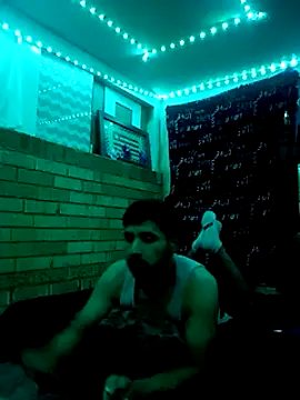 christphor online show from December 6, 10:43 am