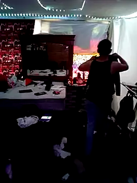 christphor online show from December 12, 2:55 pm