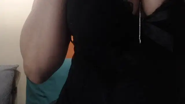 AssSeductress43 online show from October 4, 3:52 am