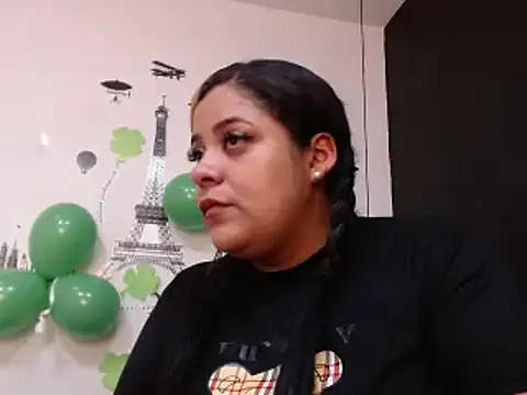 Snapshot of brendamaz chatting on March 17, 7:04 pm brendamaz online show from March 17, 7:04 pm