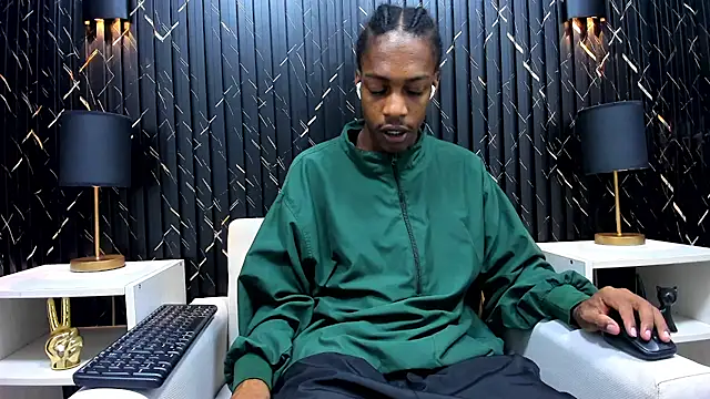 LarryCollin online show from March 5, 3:29 am