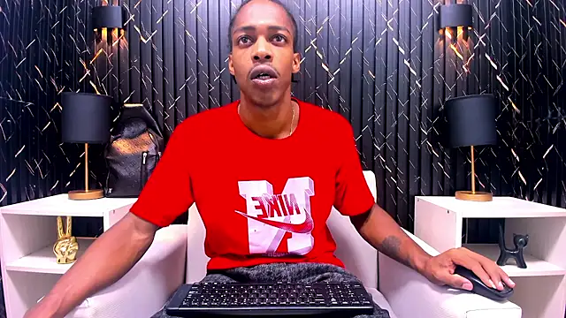 LarryCollin online show from March 1, 3:43 am