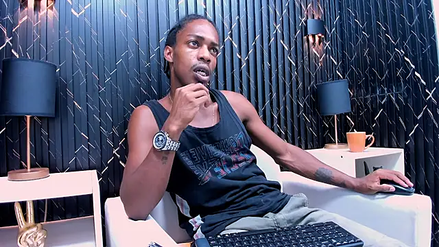 LarryCollin online show from March 9, 6:17 am