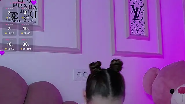 Abby  White online show from September 12, 3:45 pm