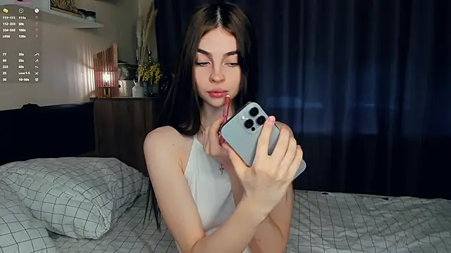 MaryJacksoon online show from February 1, 7:39 am