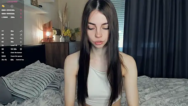 MaryJacksoon online show from March 28, 7:20 am