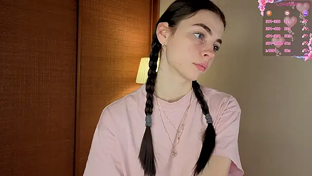 MaryJacksoon online show from November 3, 7:46 am