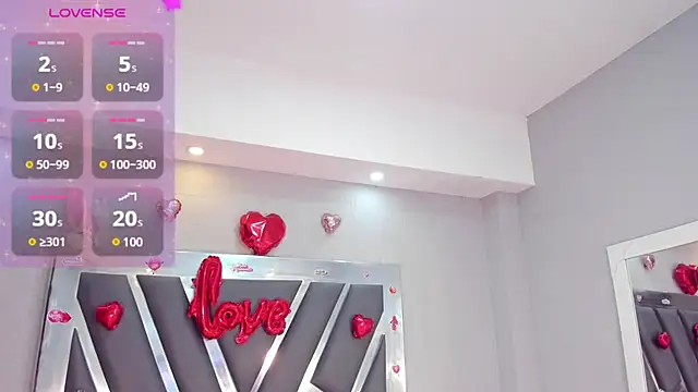  Mia Wallace online show from February 14, 1:08 pm