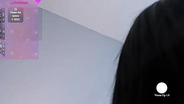  Mia Wallace online show from February 15, 5:39 pm