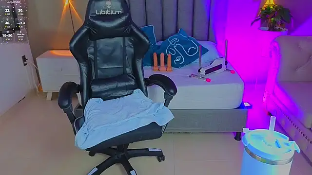 angelica dymond online show from February 27, 7:35 pm