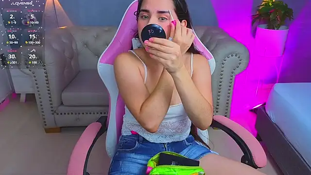 angelica dymond online show from December 1, 12:28 pm